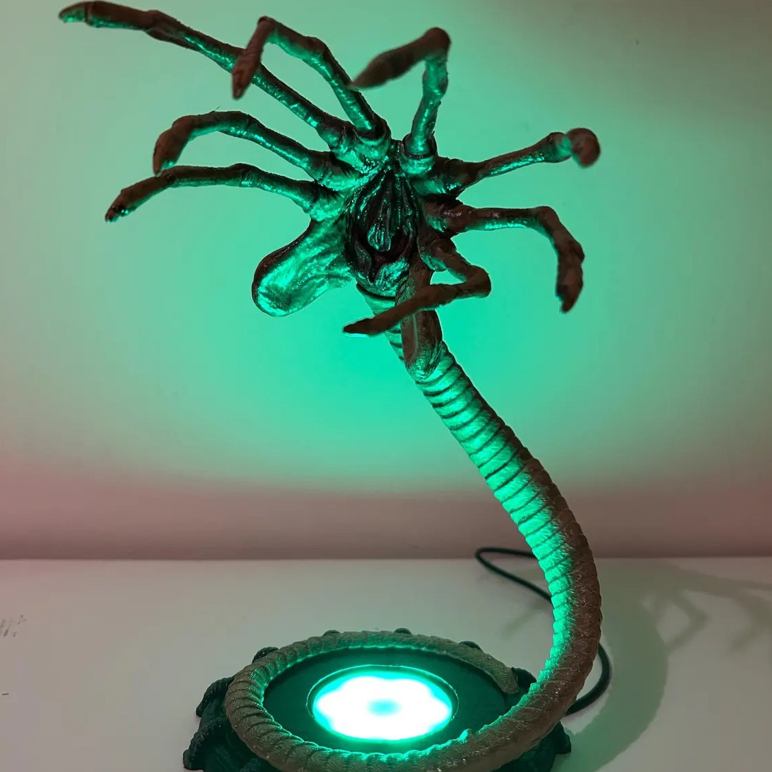Alien Facehugger Lamp Nightlig - Home Decor Lighting review and price